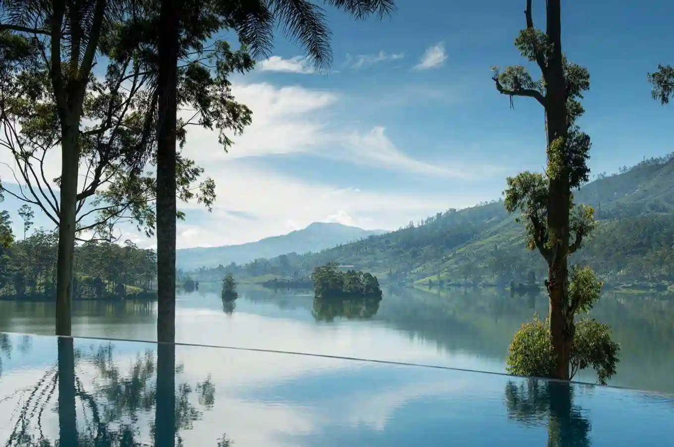 luxury tour package from magical isle holidays, a travel agency based in new south wales australia with hassle free booking